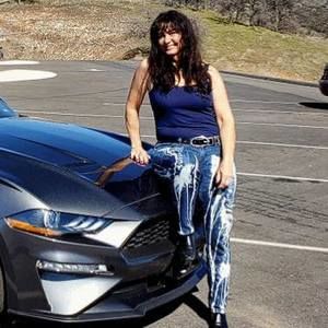 Meet your Posher, Theresa